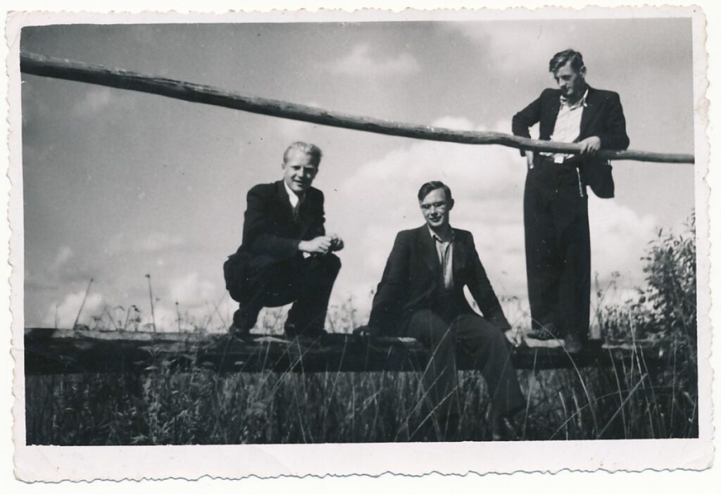 J. Jurkus, P. Jurkus, V. Mačernis. 1940 m.
