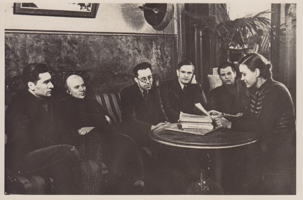 J. Marcinkevičius, J. Baltušis, K. Korsakas, A. Venclova, J. Šimkus, S. Bučienė. Maskva. 1943 m.