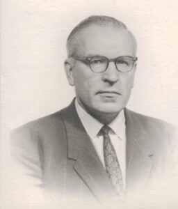 J. Tininis. Los Andželas. Apie 1960 m.