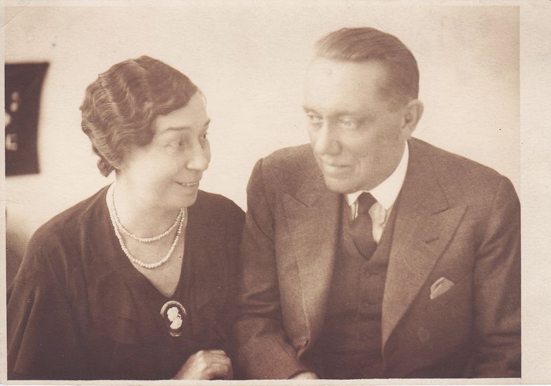 J. Baltrušaitis su žmona Marija. Maskva, 1933 m. MLLM 39176