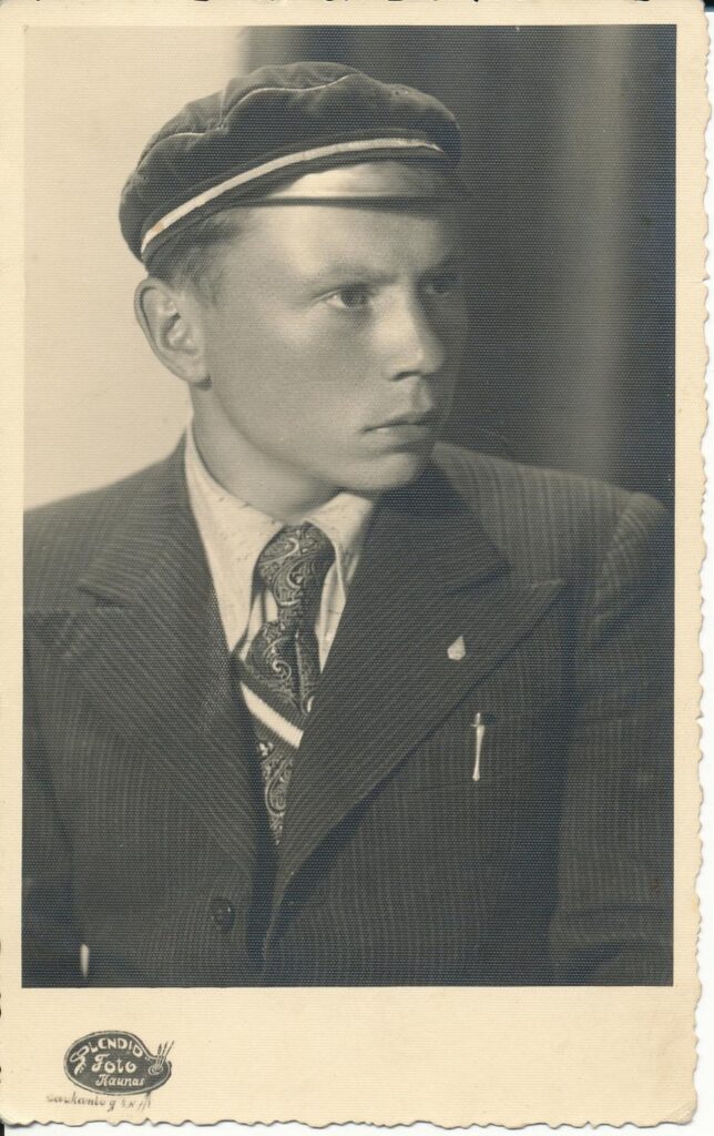 K. Bradūnas – Vytauto Didžiojo universiteto studentas. Kaunas. 1939 m.