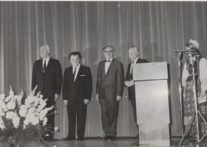Keliaujančios ketveriukės turas Amerikoje 1968 m. Iš kairės: S. Santvaras, A. Gustaitis, B. Brazdžionis, P. Andriušis