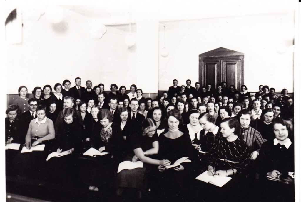 Klaipėdos pedagoginiame institute. Apie 1937 m.