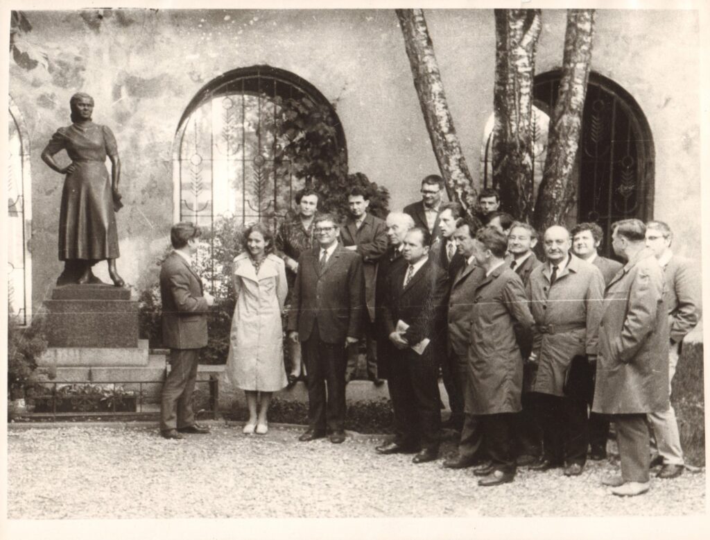 RAŠYTOJŲ SĄJUNGOS KAUNO SKYRIUI – 50