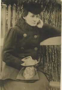 Marija Ivanauskaitė-Lastauskienė. Apie 1902 m.