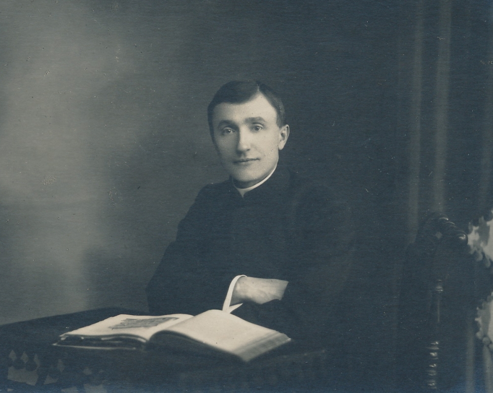 MYKOLAS VAITKUS