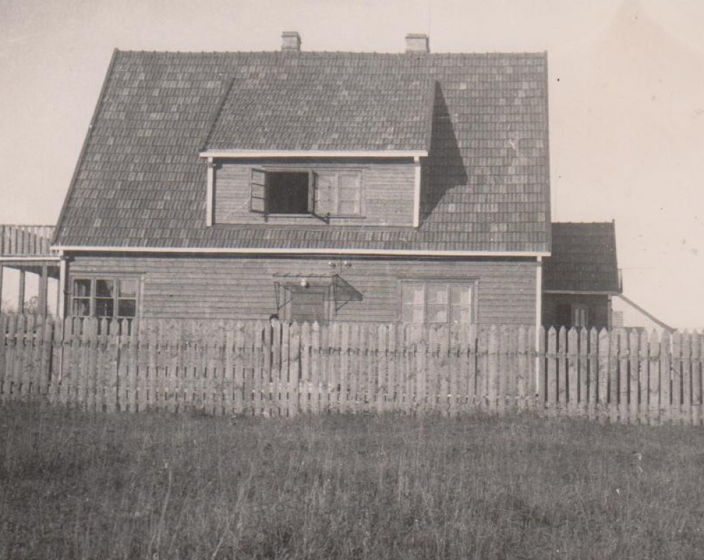 Namo vaizdas iš pietų pusės. Kaunas. 1938 m. ruduo