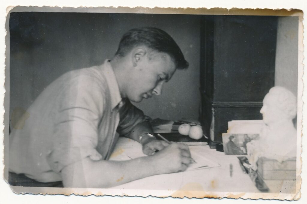 P. Jurkus Žemaičių Kalvarijoje. 1944 m.