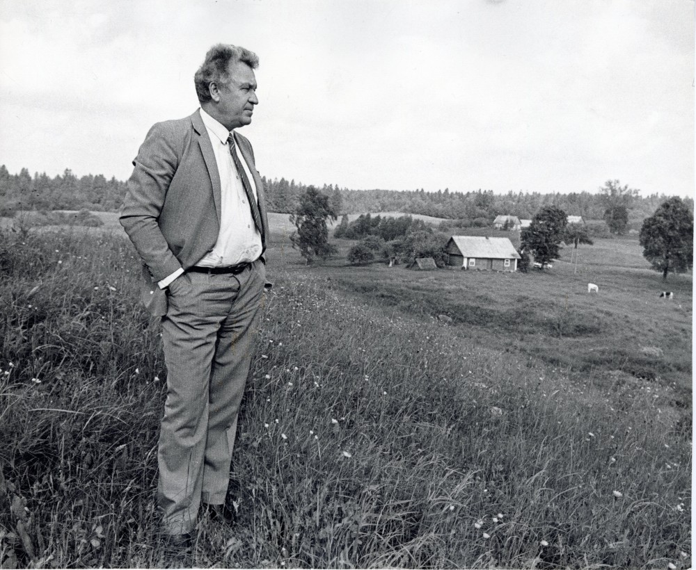 Poetas Dzūkijos laukuose