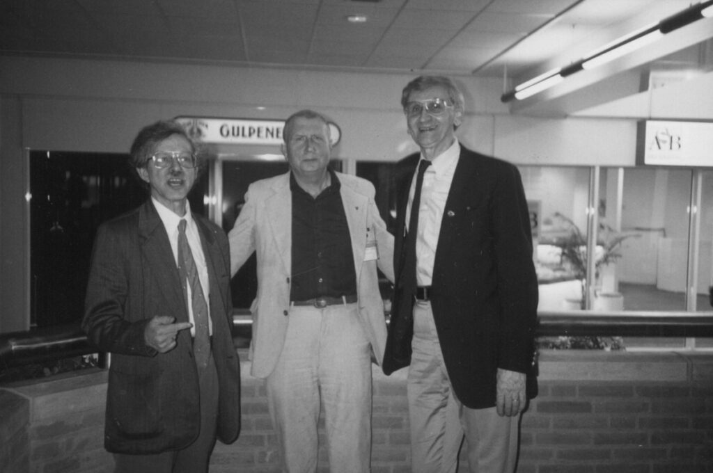 Priėmus Lietuvą į Tarptautinį PEN klubą. S. Goštautas, R. Lankauskas, A. Landsbergis. Olandija, 1989 m.