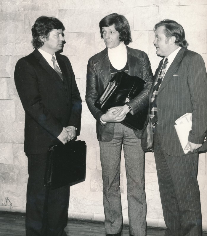 Rašytojai Leonidas Jacinevičius, Saulius Šaltenis ir Pranas Raščius. 1979 m. A. Sutkaus nuotrauka