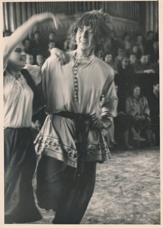 Šokių egzaminas konservatorijoje. 1960 m.