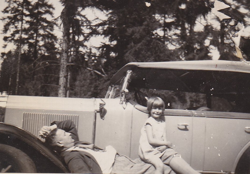 Su dukra Dalia. Palanga, apie 1928 m.