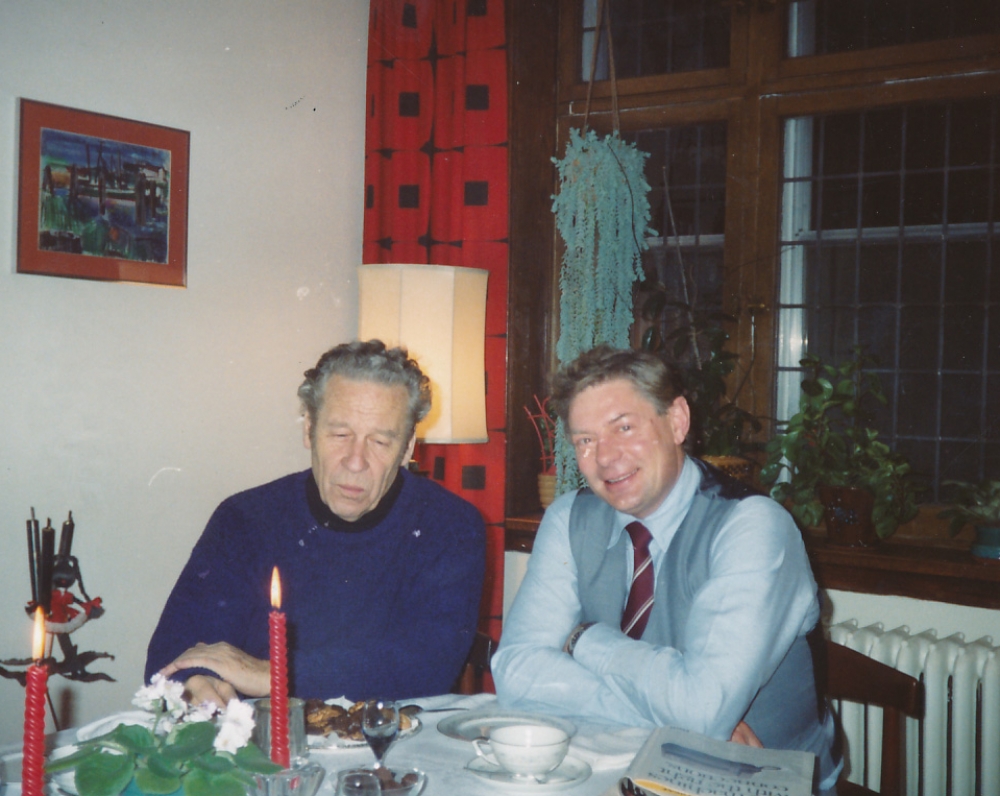 Su poetu Henriku Nagiu viešnagės kritiko Vytauto Aleksandro Jonyno namuose Monrealyje. Kanada, 1989 m.