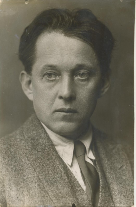 V. Krėvė. 1927 m. |