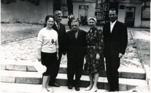 Vertėja Lena Zonina, rašytojas Eduardas Mieželaitis, Žanas Polis Sartras, Simone de Beauvoir, Mykolas Sluckis