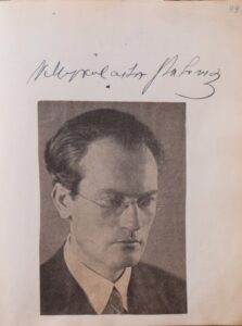 D. SRUOGAITĖS SURINKTŲ AUTOGRAFŲ KNYGELĖ